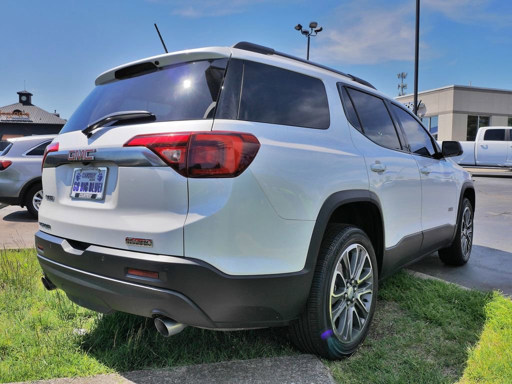 Used 2017 GMC Acadia SLT AWD/4WD image 5
