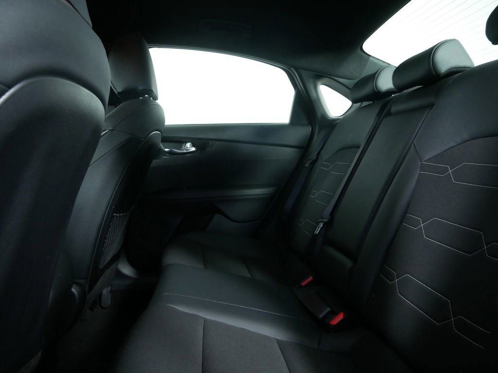 Certified 2024 Kia Forte GT-Line FWD image 18