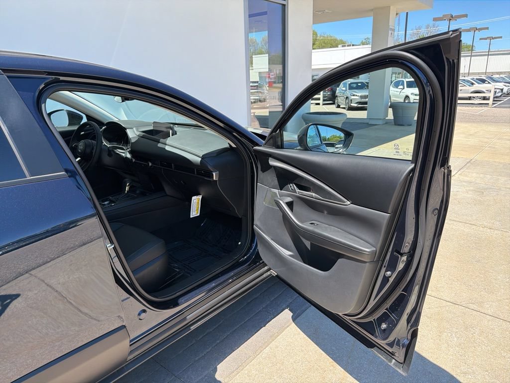 New 2026 MAZDA CX-30 AWD 2.5 S w/ Select Sport Pkg image 15