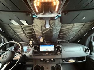 Used 2021 Mercedes-Benz Sprinter 2500 image 31