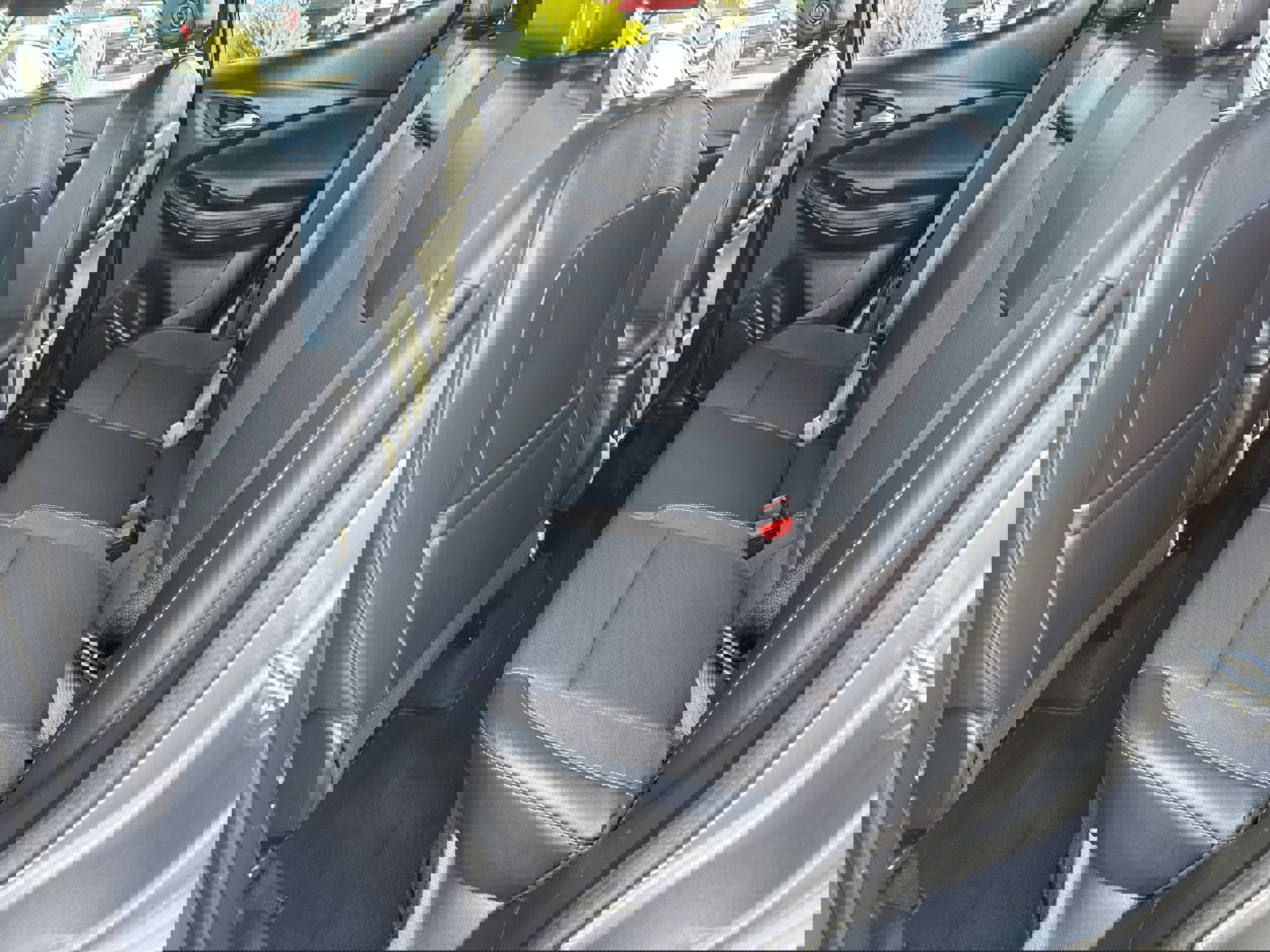 Used 2022 Buick Encore GX Select image 9