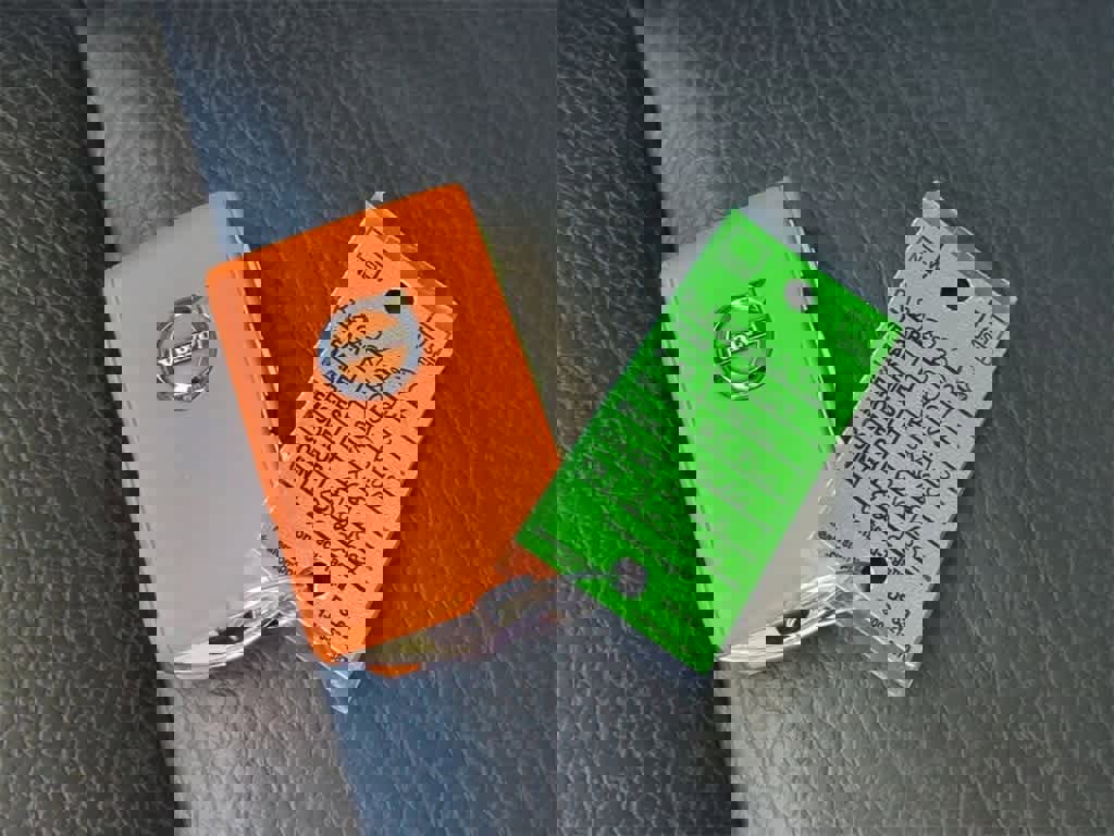 Used 2024 Volvo XC60 B5 Plus w/ Protection Package Premier image 36