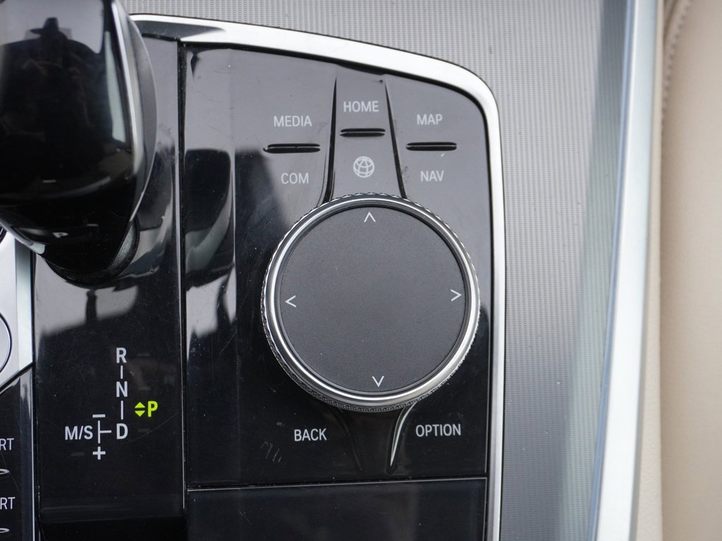 Used 2022 BMW X5 xDrive40i w/ Parking Assistance Package image 56