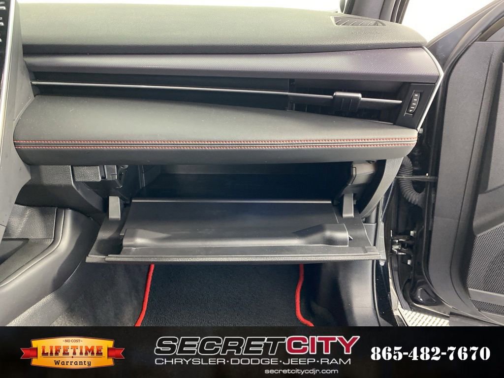 Used 2021 Toyota Avalon TRD image 28