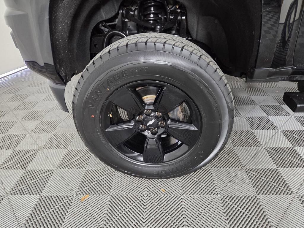 Used 2016 Chevrolet Colorado LT image 10