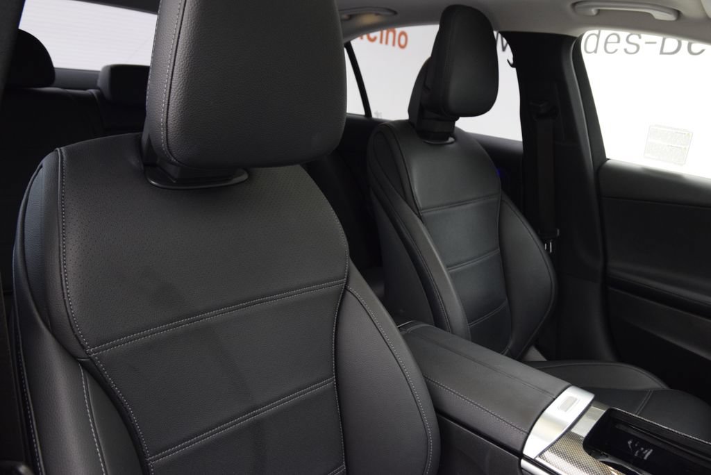 Certified 2023 Mercedes-Benz C 300 Sedan image 17