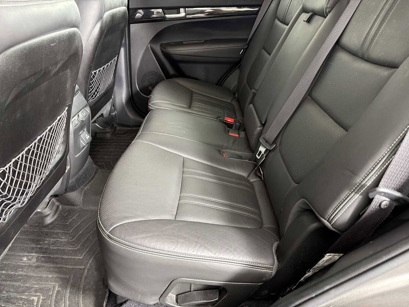 Used 2014 Kia Sorento SX w/ 3rd Row Package image 19