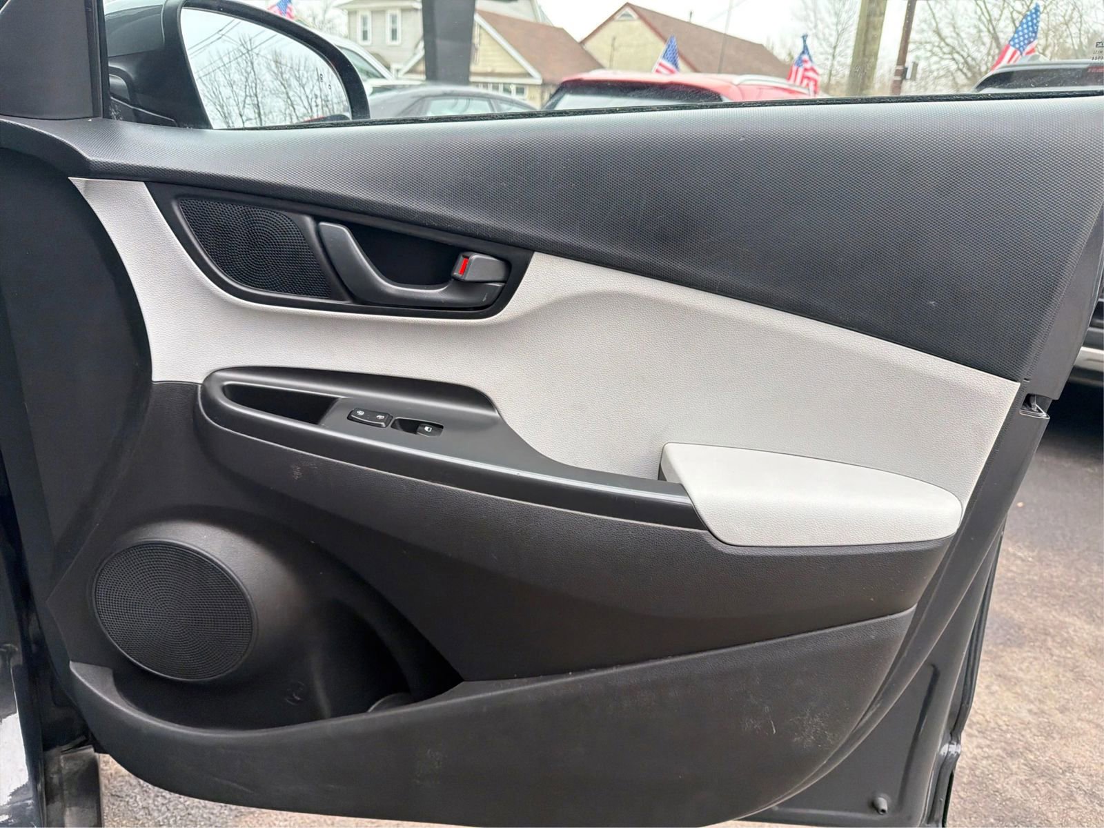 Used 2023 Hyundai Kona SE image 20