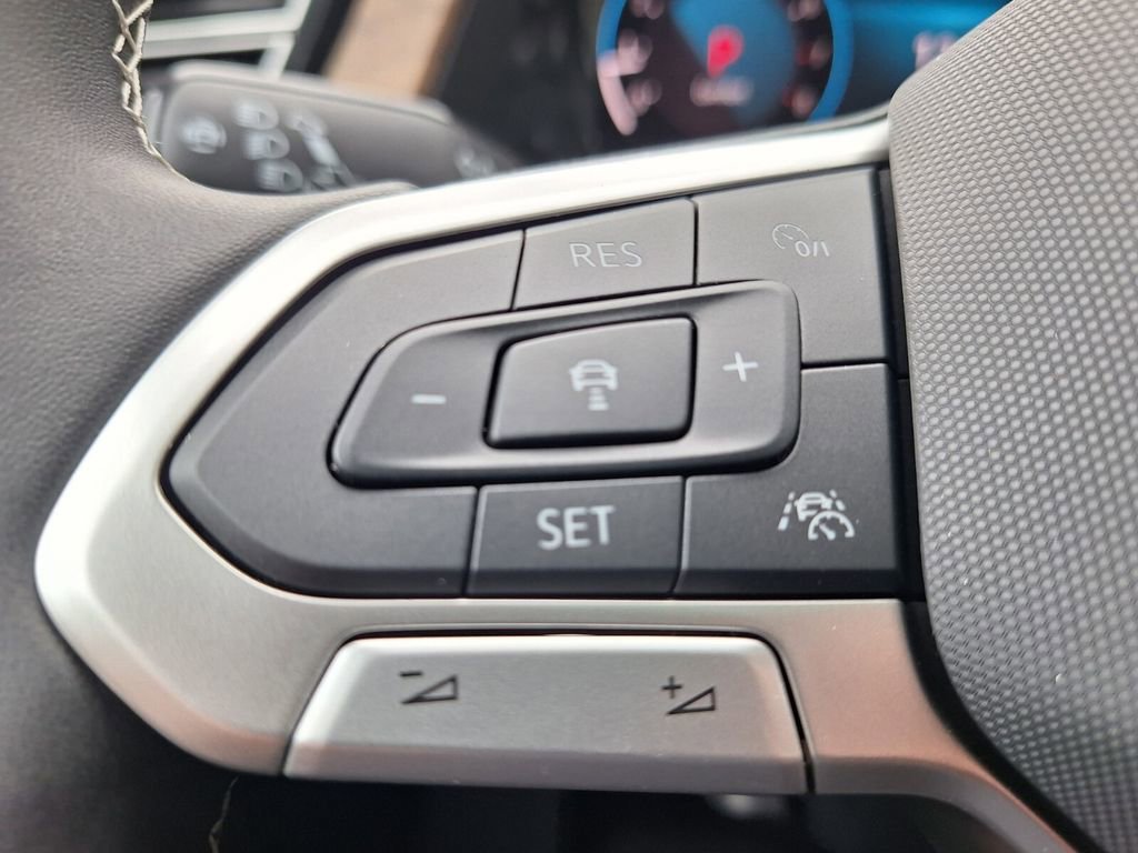 New 2026 Volkswagen Atlas SE image 13