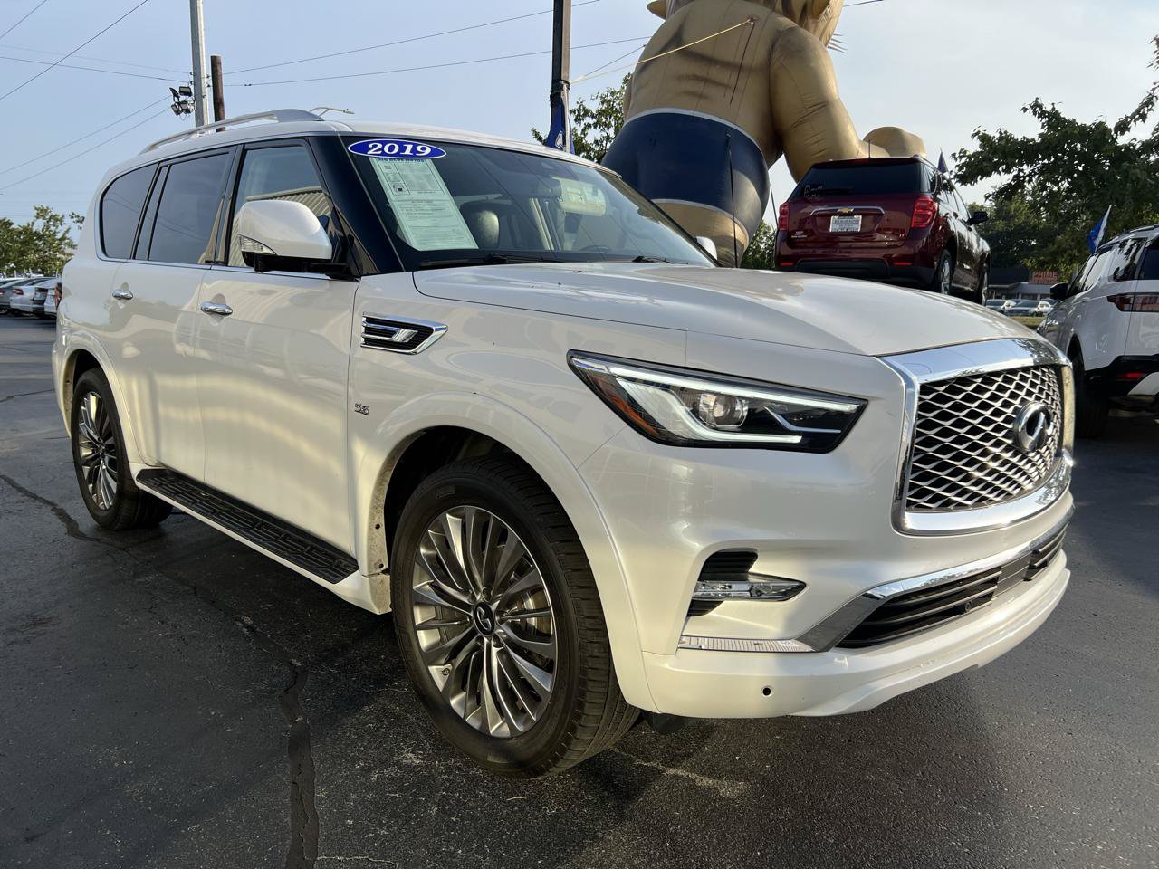 Used 2019 INFINITI QX80 Luxe w/ 22" Wheel Package AWD/4WD image 8