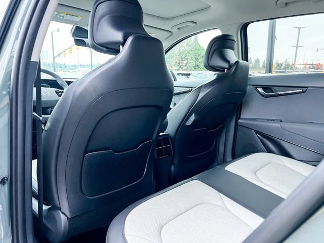 New 2025 Kia Niro SX image 13