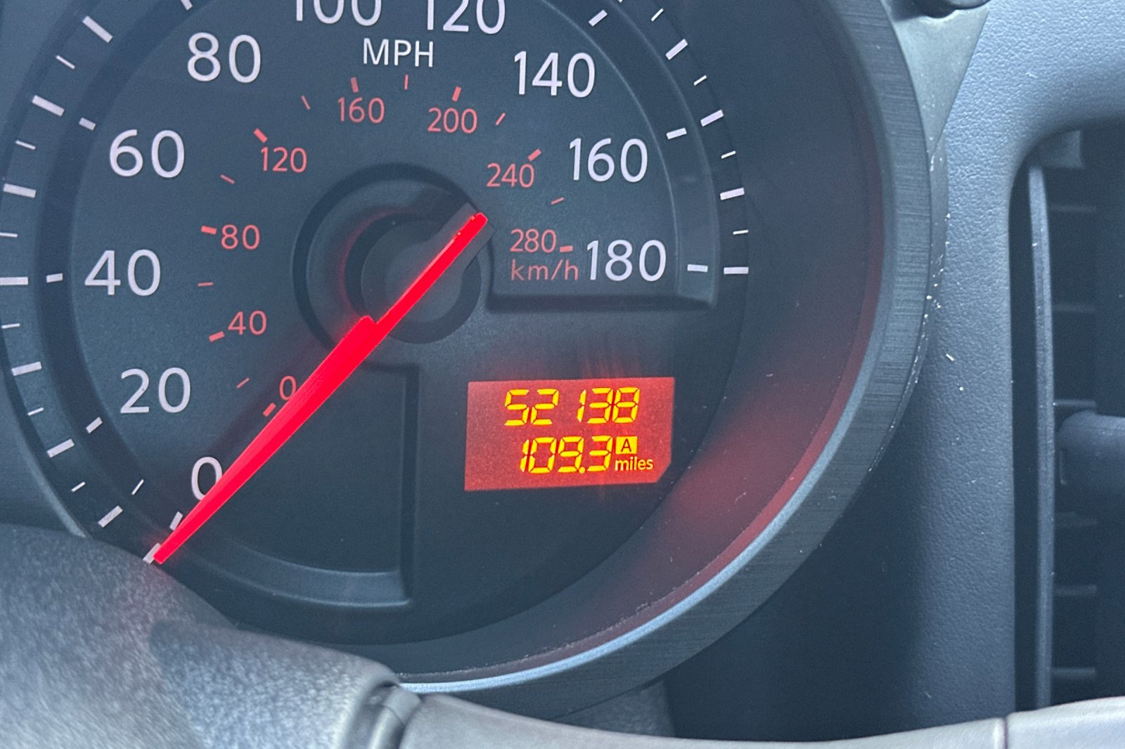 Used 2016 Nissan 370Z NISMO image 25