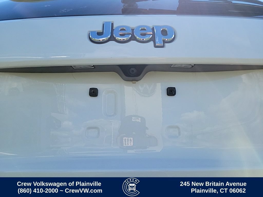 Used 2017 Jeep Grand Cherokee Limited w/ Luxury Group II AWD/4WD image 35