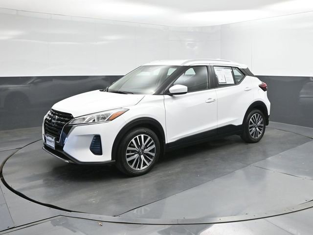 Used 2023 Nissan Kicks SV
