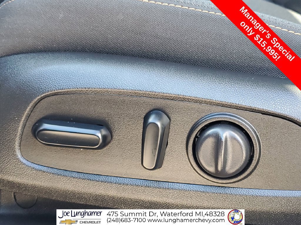 Used 2019 Chevrolet Equinox LT FWD image 34