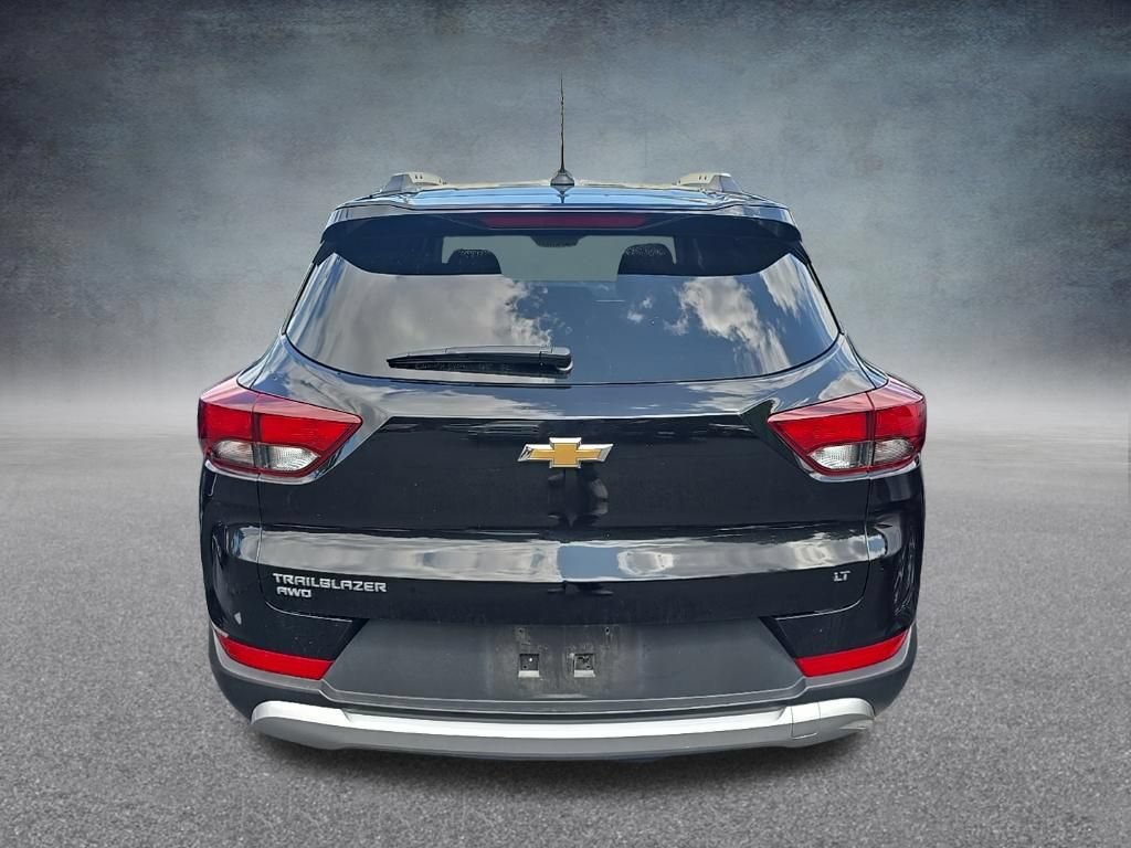 Used 2025 Chevrolet TrailBlazer LT AWD/4WD image 5