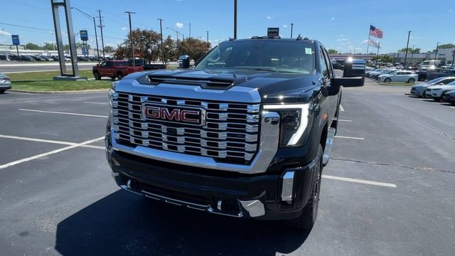 New 2026 GMC Sierra 2500 Denali w/ Technology Package AWD/4WD image 5