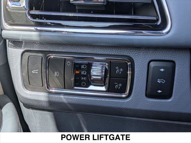 Used 2024 Lincoln Navigator Black Label AWD/4WD image 22