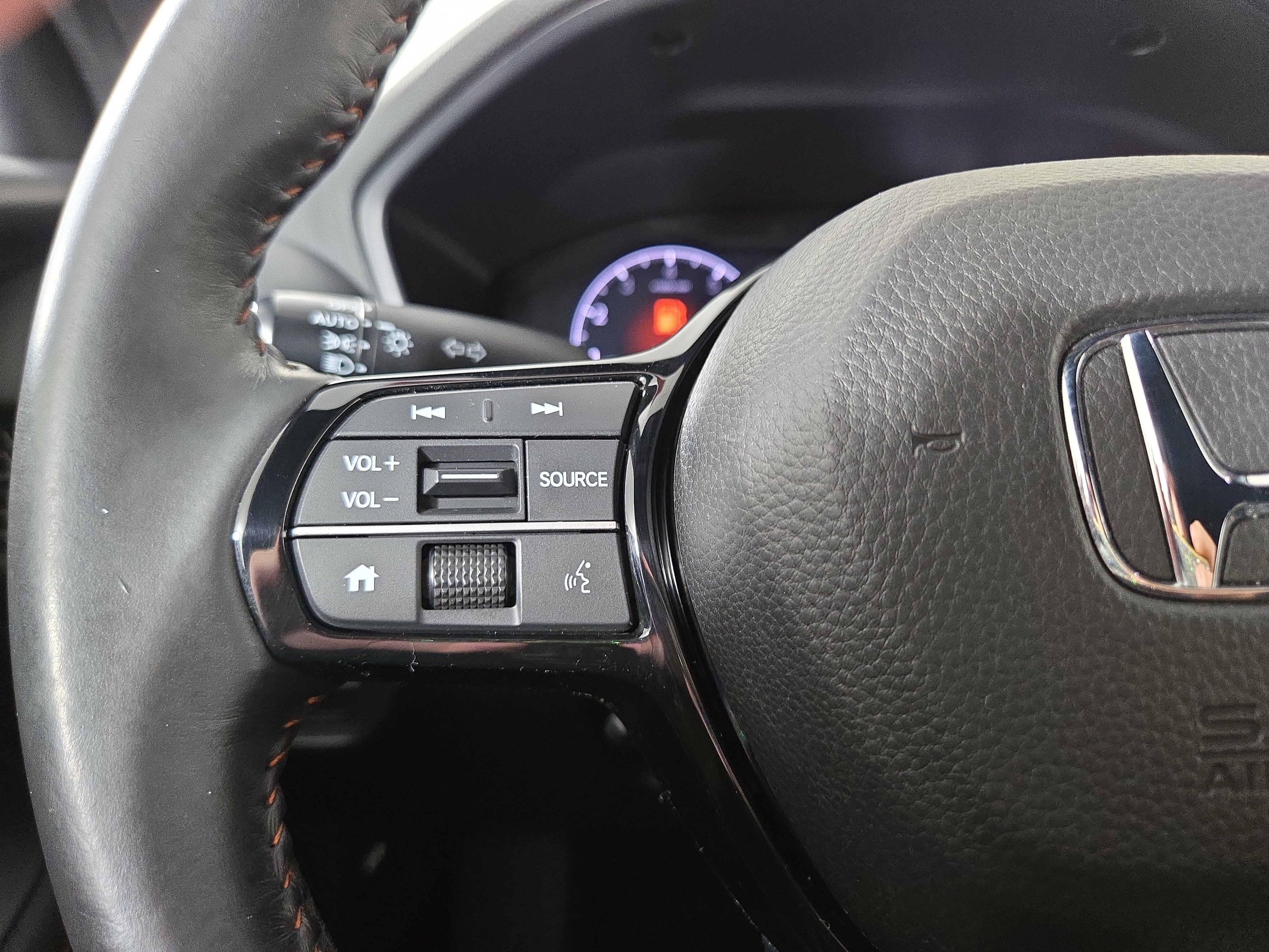 Used 2024 Honda HR-V Sport image 15