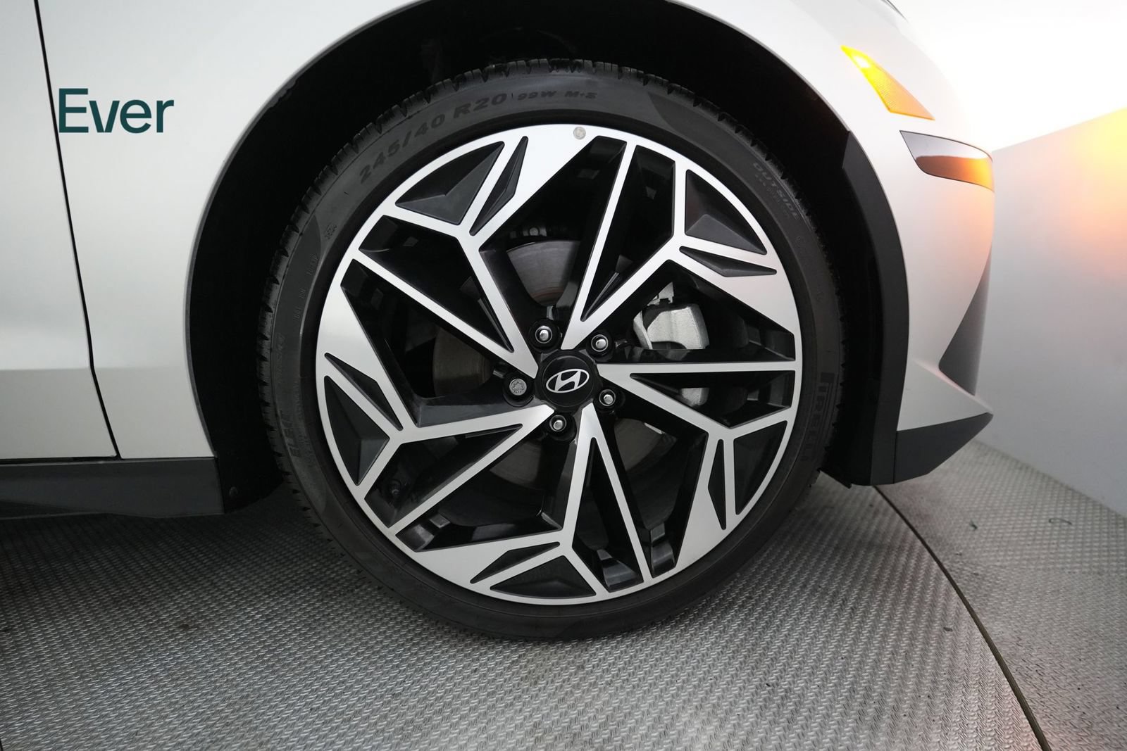 Used 2025 Hyundai Ioniq 6 SEL RWD image 20