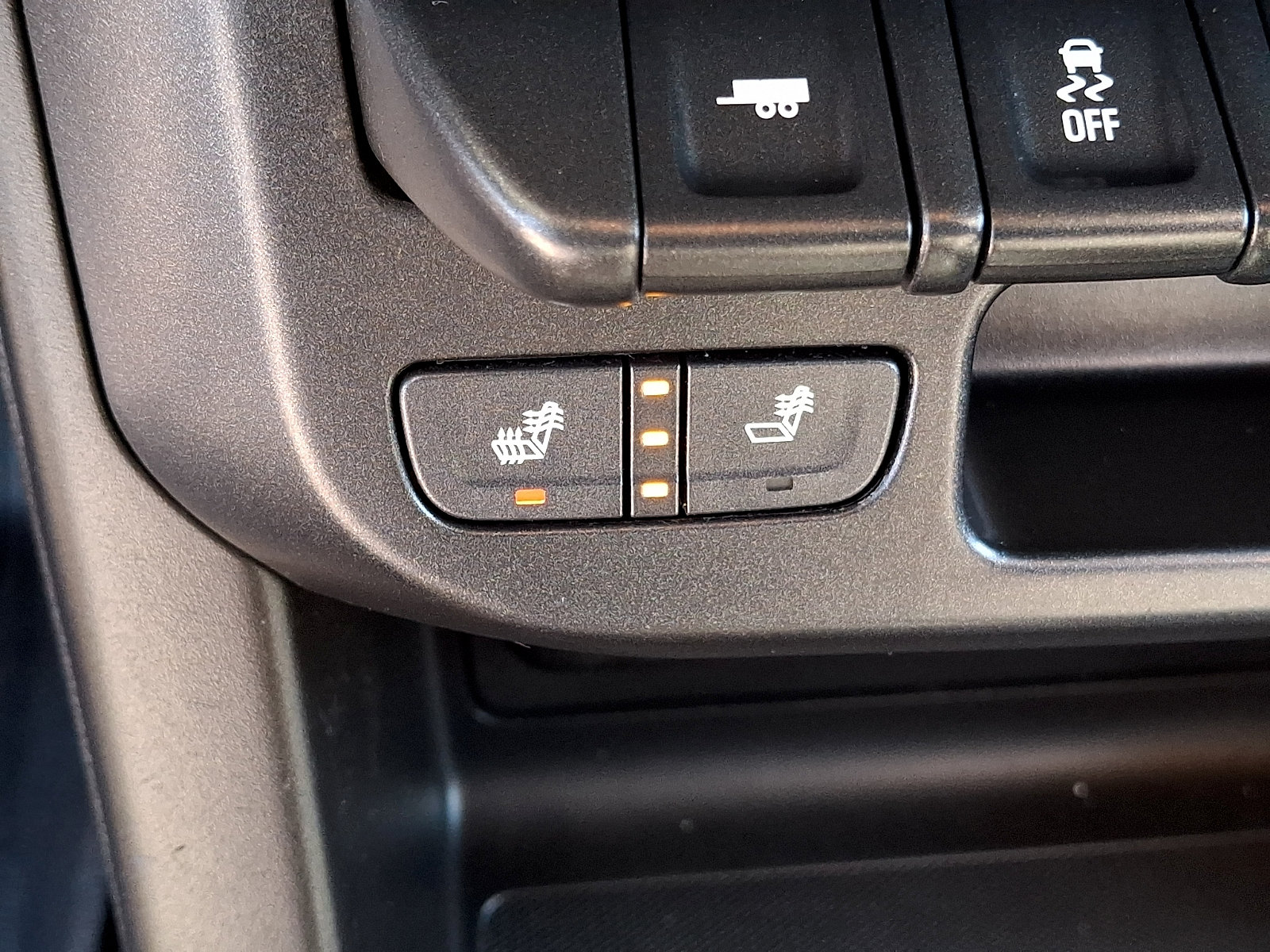 Used 2019 Chevrolet Colorado Z71 AWD/4WD image 24