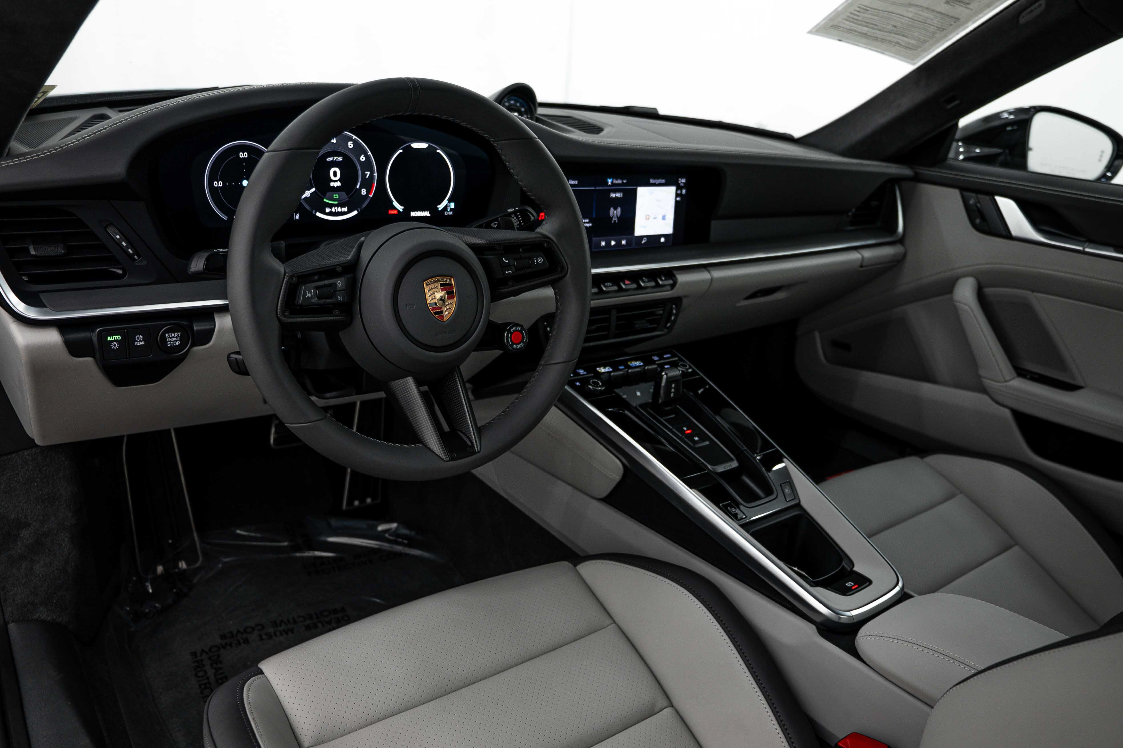 Certified 2026 Porsche 911 Carrera GTS RWD image 4