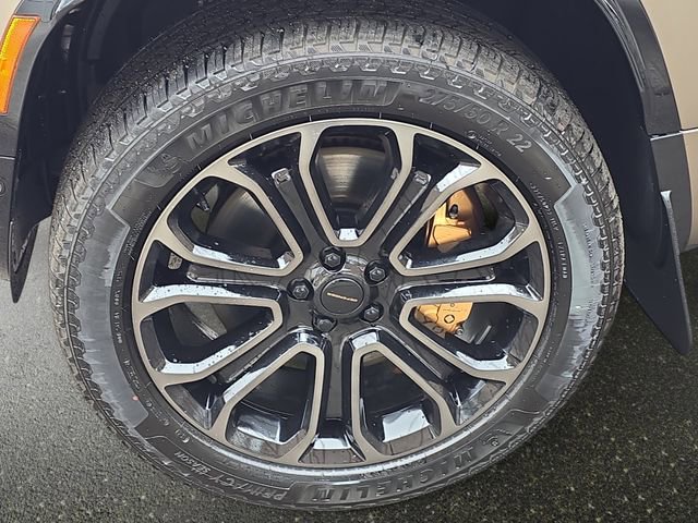 New 2026 Land Rover Defender 110 OCTA image 22