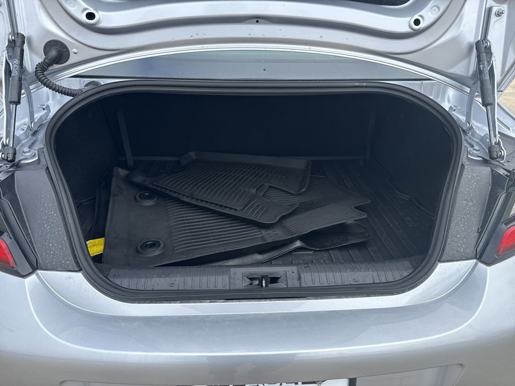 Certified 2025 Toyota GR86 Premium w/ ALL Weather Mat Package (TMS) image 15