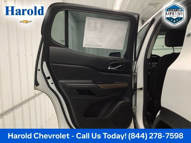 Used 2019 GMC Acadia SLE image 13