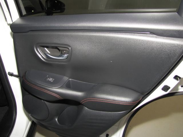 Certified 2025 Honda HR-V Sport image 17