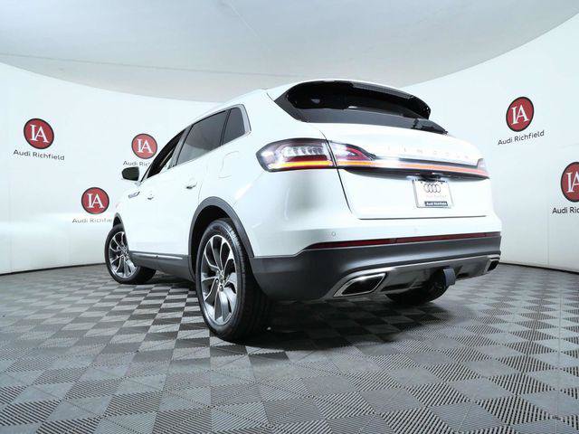 Used 2023 Lincoln Nautilus Reserve w/ Luxury Package AWD/4WD image 6