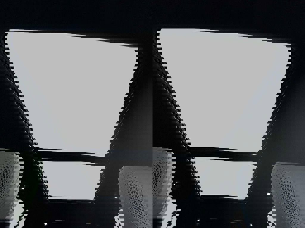 New 2026 Cadillac Vistiq Luxury w/ LPO, Floor Liner Package image 18