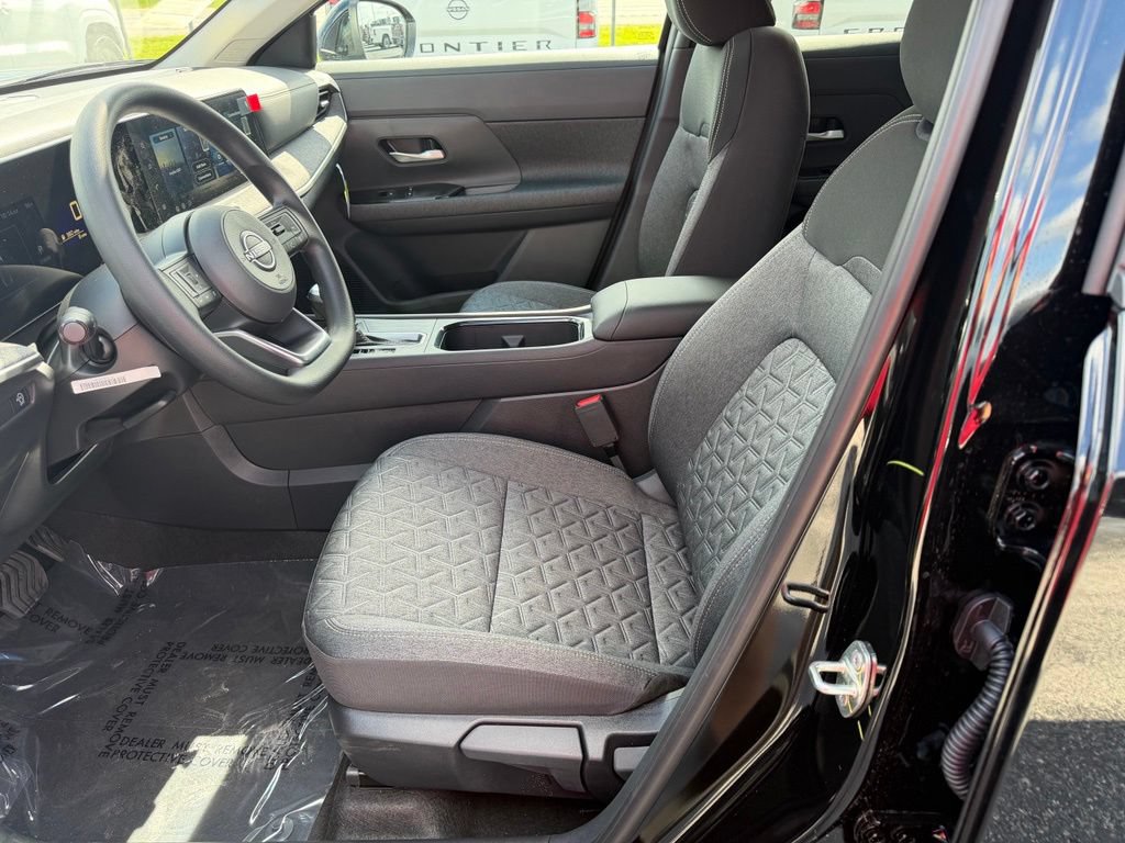 New 2026 Nissan Kicks SV w/ Cold Weather Package FWD image 29