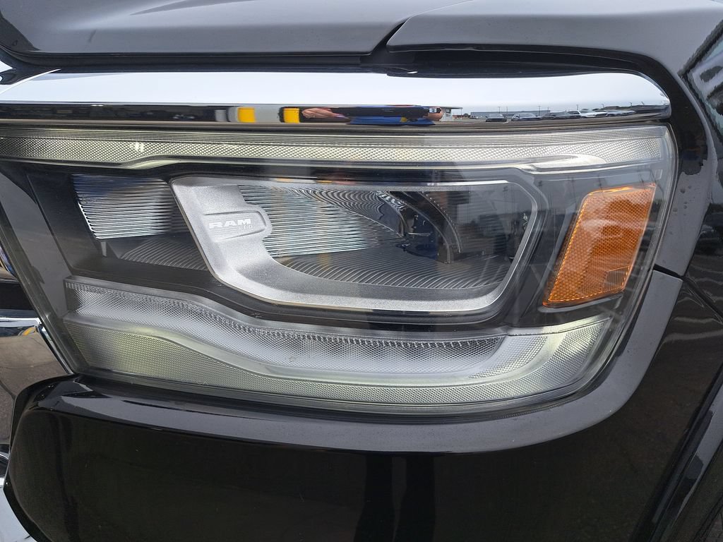Used 2022 RAM 1500 Laramie AWD/4WD image 31
