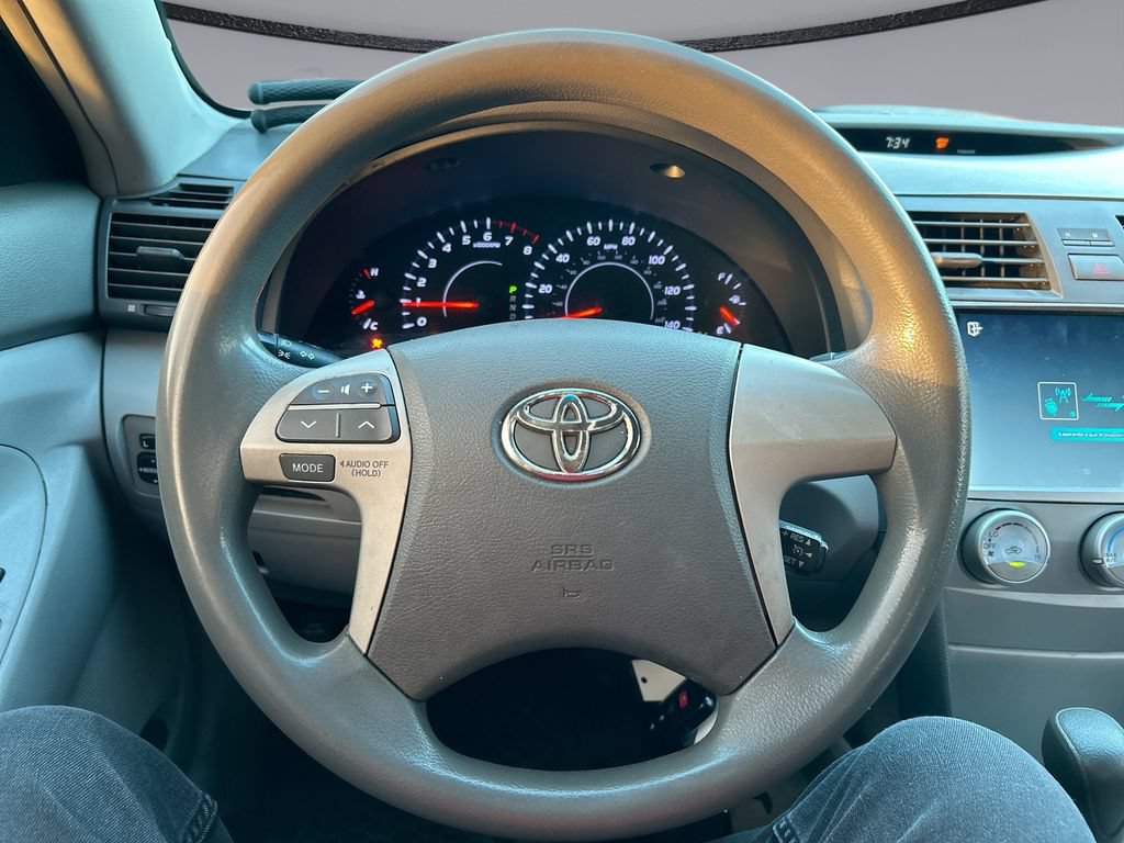 Used 2011 Toyota Camry LE FWD image 15