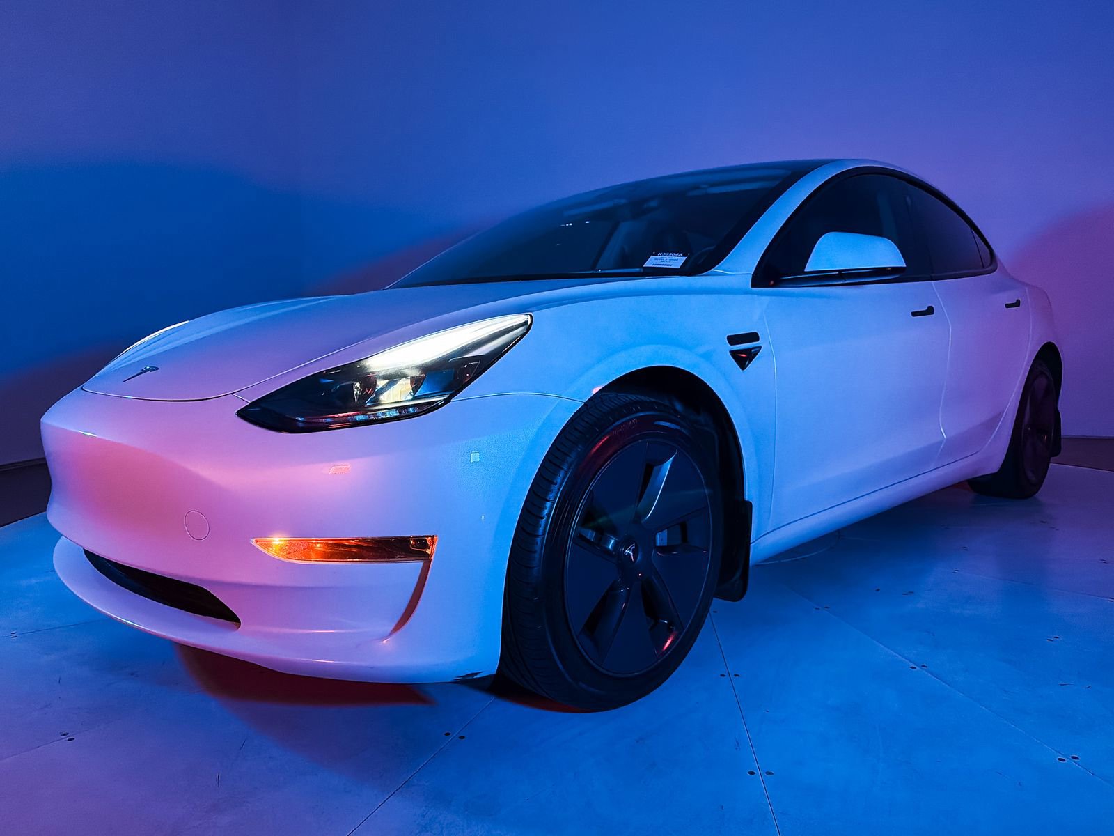 Used 2023 Tesla Model 3 Standard Range RWD image 6