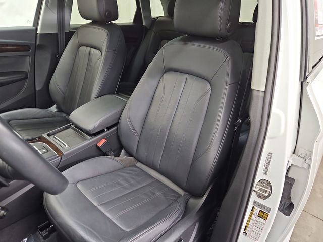 Used 2020 Audi Q5 2.0T Premium Plus image 34
