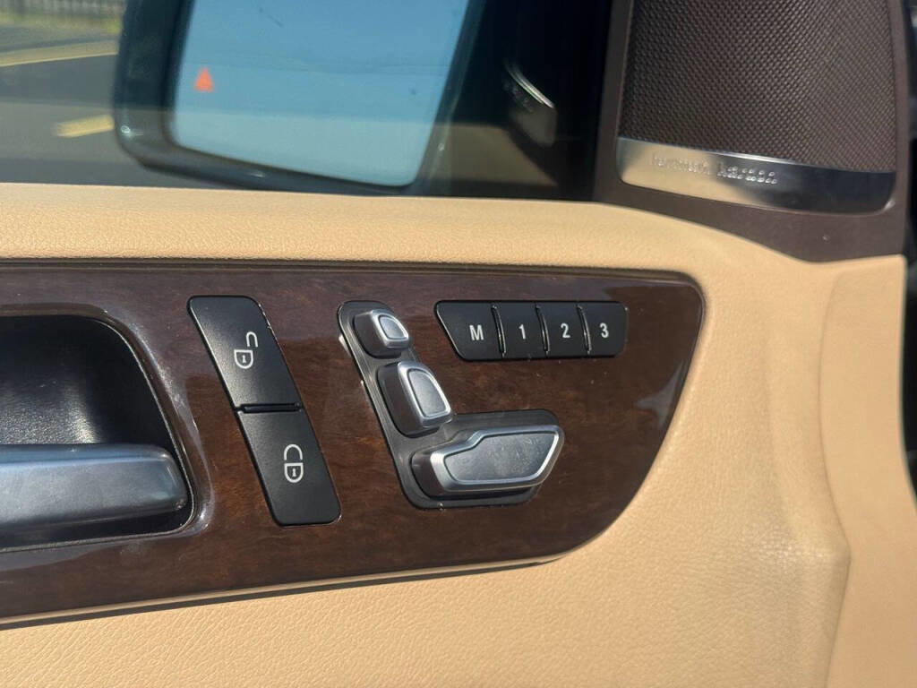 Used 2017 Mercedes-Benz GLE 350 4MATIC image 4