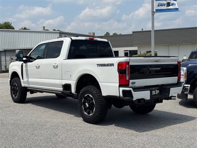 New 2025 Ford F350 Platinum w/ Tremor Off-Road Package image 5
