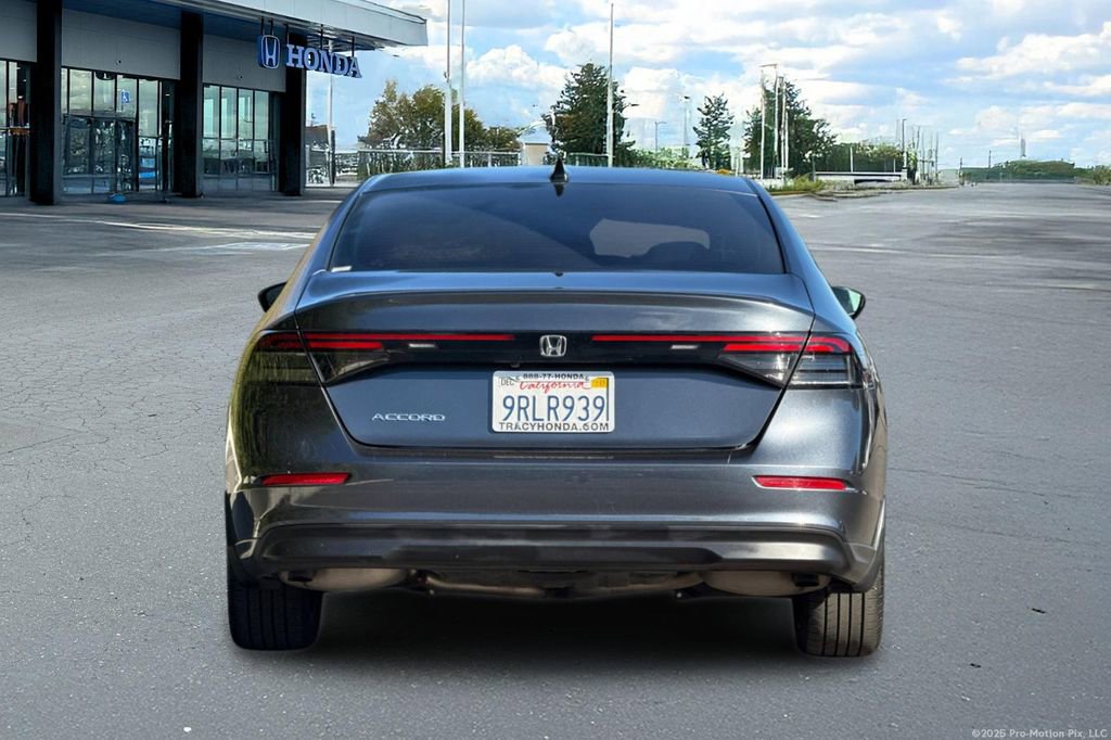 Certified 2025 Honda Accord SE image 7