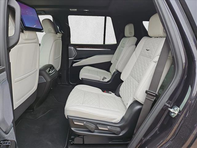 New 2026 Cadillac Escalade Platinum Sport AWD/4WD image 16