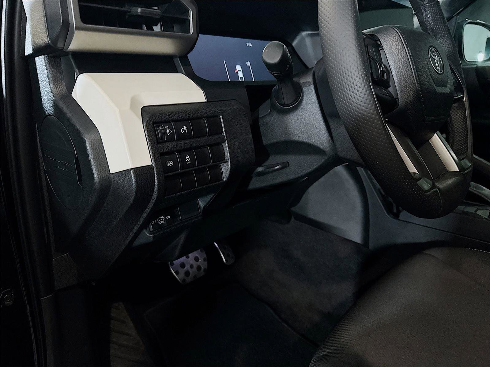 Used 2024 Toyota Tacoma TRD Sport image 7