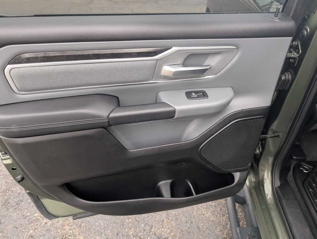 Used 2021 RAM 1500 Big Horn image 11