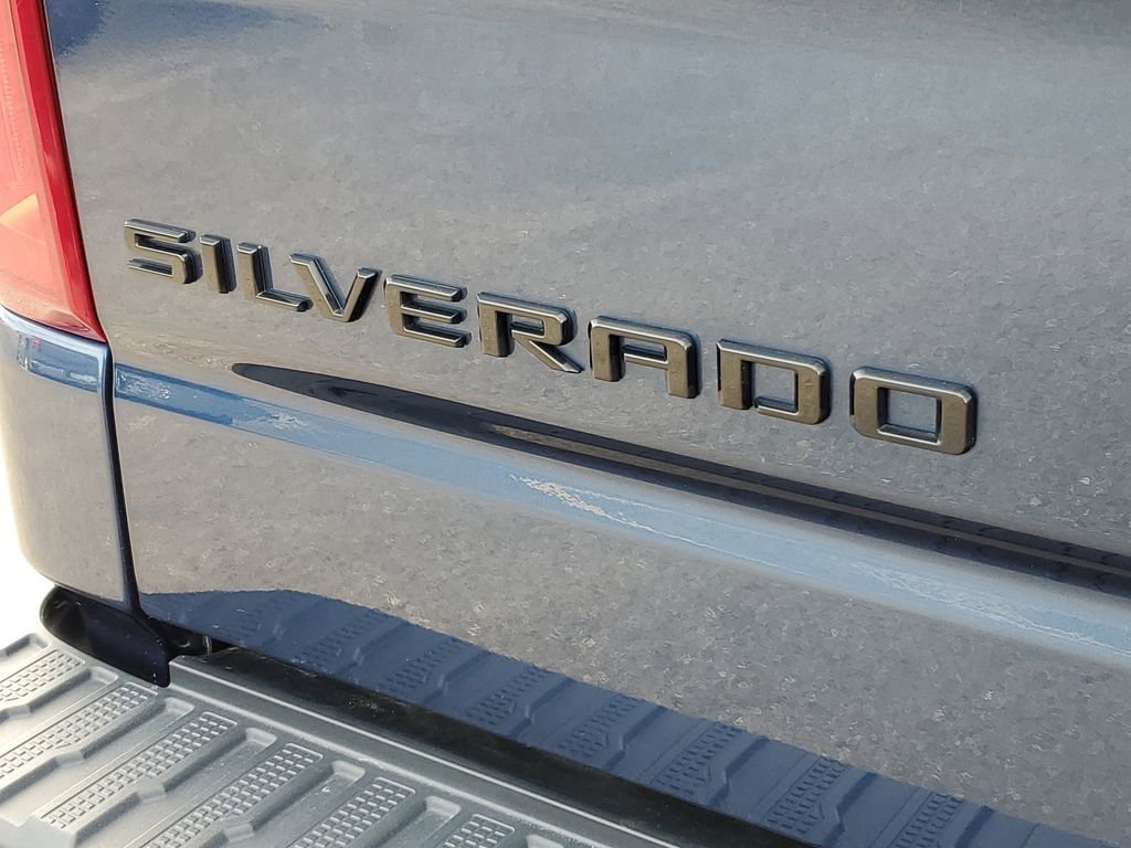 Used 2021 Chevrolet Silverado 1500 RST image 32