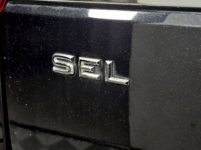 Used 2018 Volkswagen Atlas SEL FWD image 32