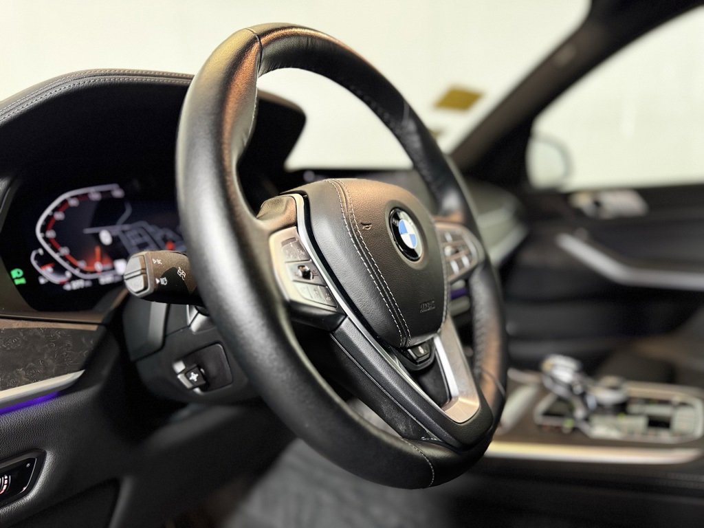 Used 2022 BMW X7 xDrive40i w/ Executive Package image 14