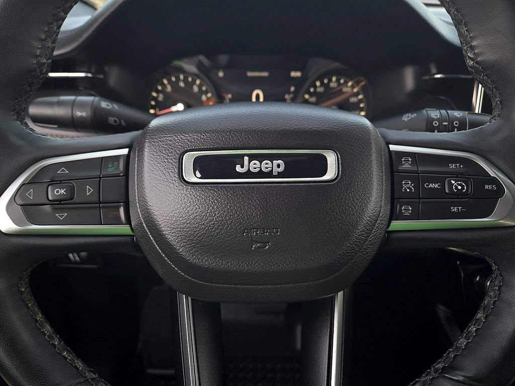Used 2023 Jeep Compass Limited AWD/4WD image 19