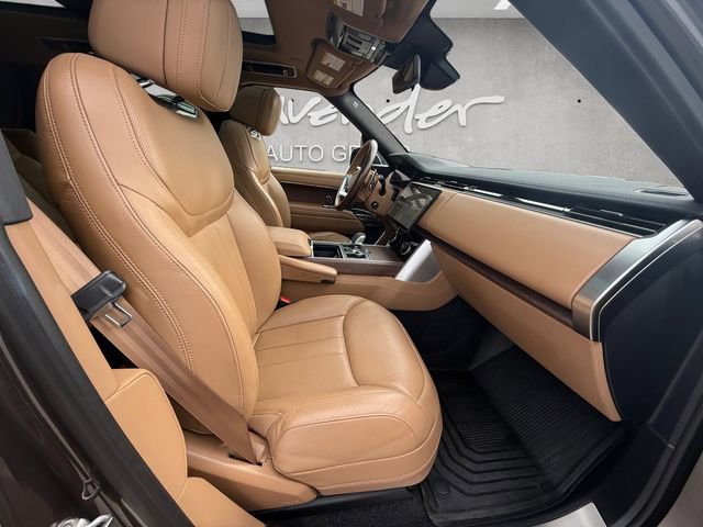 Used 2023 Land Rover Range Rover SE image 24