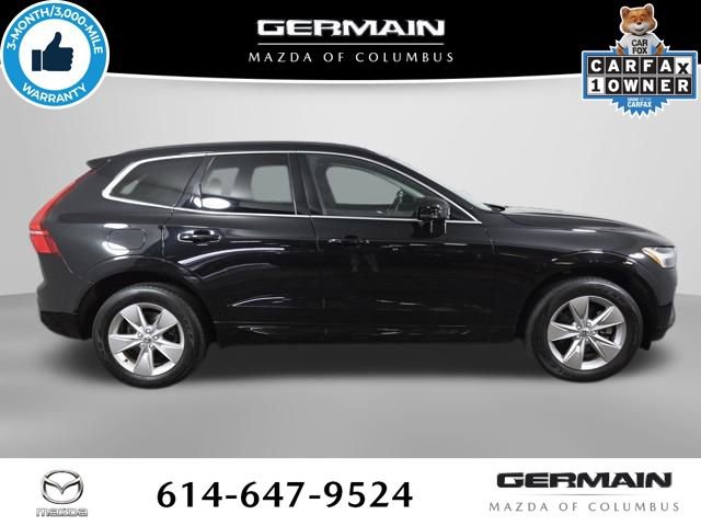 Used 2022 Volvo XC60 B5 Momentum AWD/4WD image 7