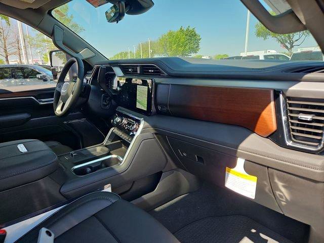New 2026 GMC Sierra 2500 Denali w/ Denali Reserve Package image 28